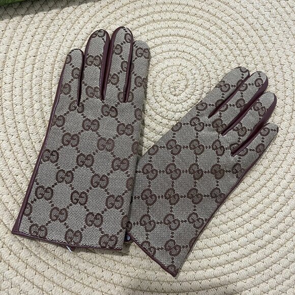 Gucci Brown Monogram Leather Gloves - Picture 2 of 7